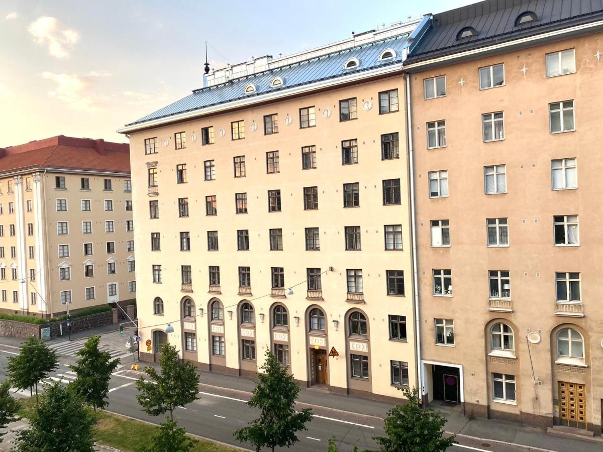 Respectful And Peaceful With Two Bedrooms Хелзинки Екстериор снимка