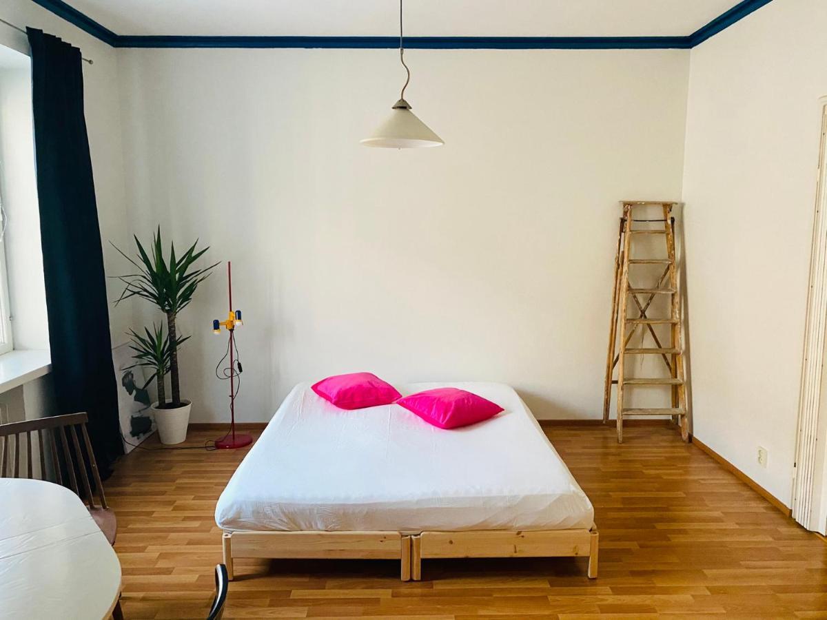 Respectful And Peaceful With Two Bedrooms Хелзинки Екстериор снимка