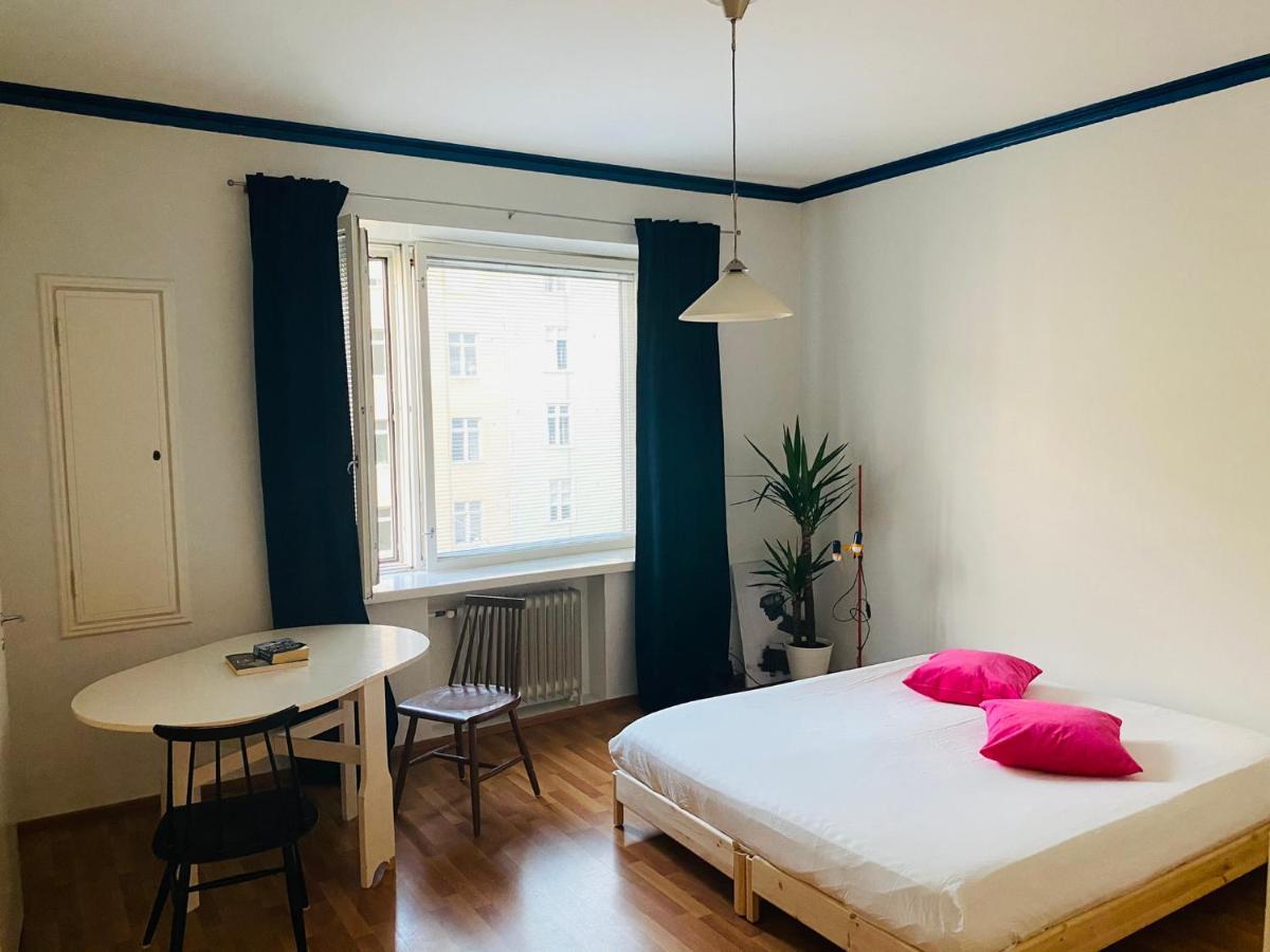 Respectful And Peaceful With Two Bedrooms Хелзинки Екстериор снимка