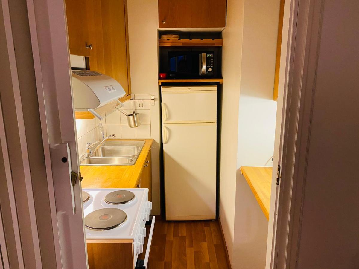 Respectful And Peaceful With Two Bedrooms Хелзинки Екстериор снимка